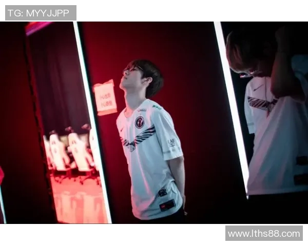 DOTA2战术分析:深入探讨IG战队的防守策略与应对之道 DOTA2战术分析:深入探讨IG战队的防守策略与应对之道