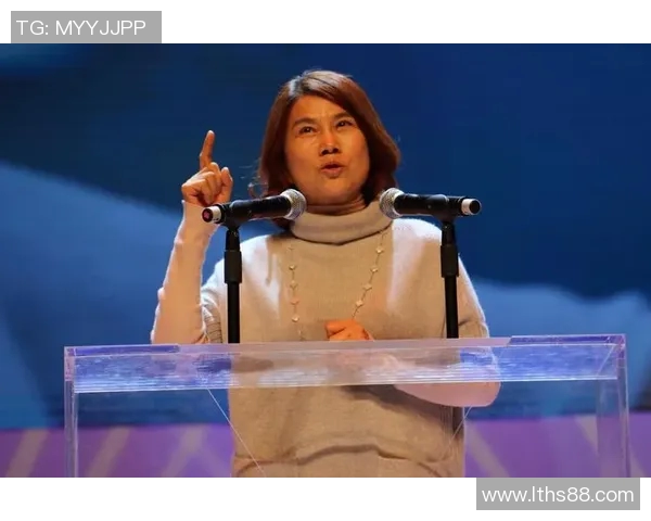 对话周芳:回顾她的足球生涯与梦想追逐之路 对话周芳:回顾她的足球生涯与梦想追逐之路