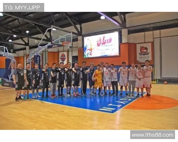 南京篮球队的默契配合揭秘:从战术到团队精神的全方位分析 南京篮球队的默契配合揭秘:从战术到团队精神的全方位分析