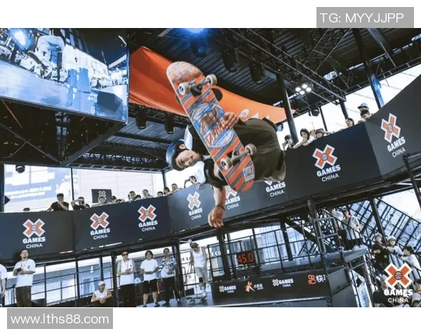 滑板竞技中的防守艺术:深入解析成都滑板队的战术与技巧 滑板竞技中的防守艺术:深入解析成都滑板队的战术与技巧