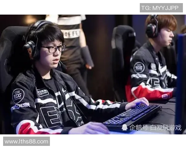 和平精英战术分析:深入探讨EDG团队的盯防策略与执行技巧 和平精英战术分析:深入探讨EDG团队的盯防策略与执行技巧