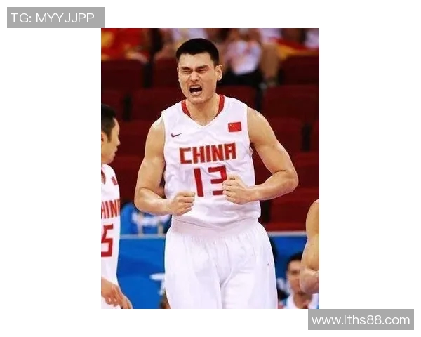 张秀英篮球生涯回顾与启示：从赛场到人生的精彩对话