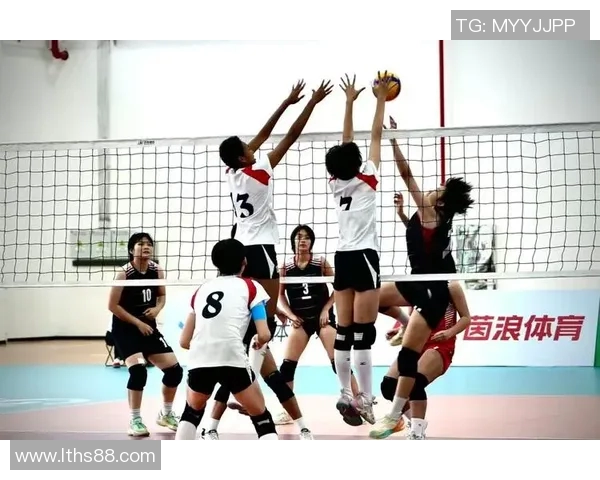 排球战术评比揭晓上海排球队荣登第四名引关注 排球战术评比揭晓上海排球队荣登第四名引关注