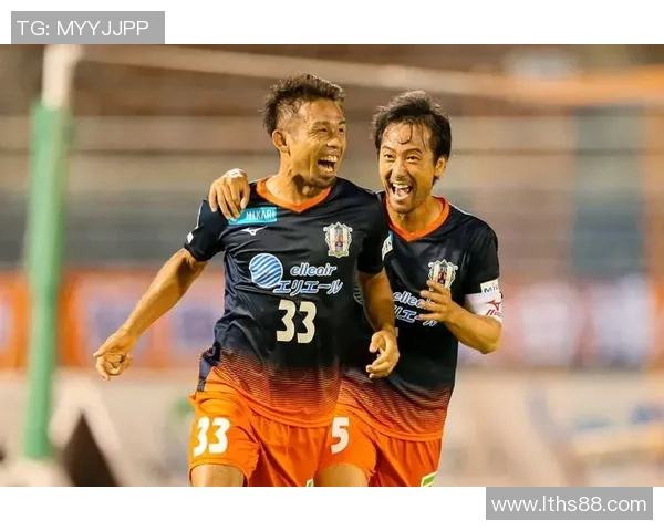 山口雷诺与冈山绿2018赛季精彩对决回顾与分析