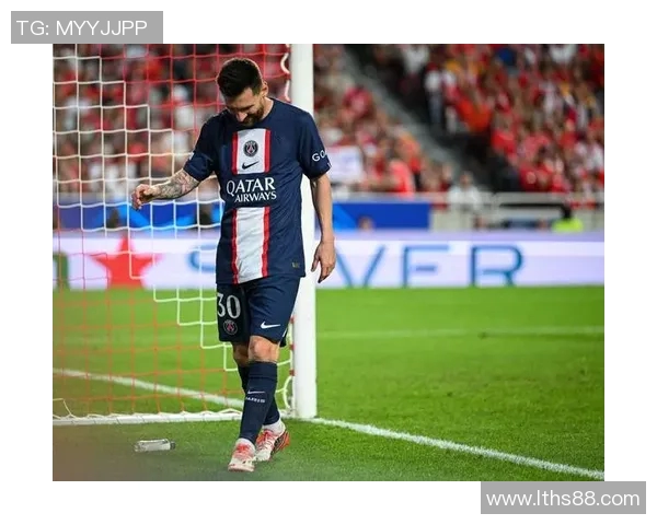 梅西助攻三次助力巴黎逆转巴萨成功晋级欧冠八强