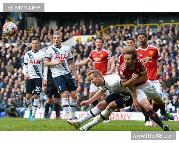 马都拉联与塞曼巴东激战在即球迷期待精彩对决与精彩进球 马都拉联与塞曼巴东激战在即球迷期待精彩对决与精彩进球